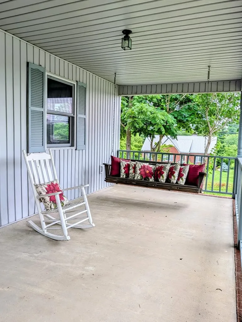503 S Pine Street Monterey TN 38574