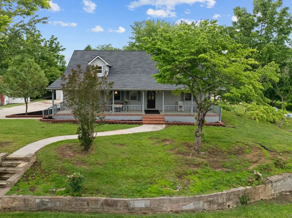 503 S Pine Street Monterey TN 38574