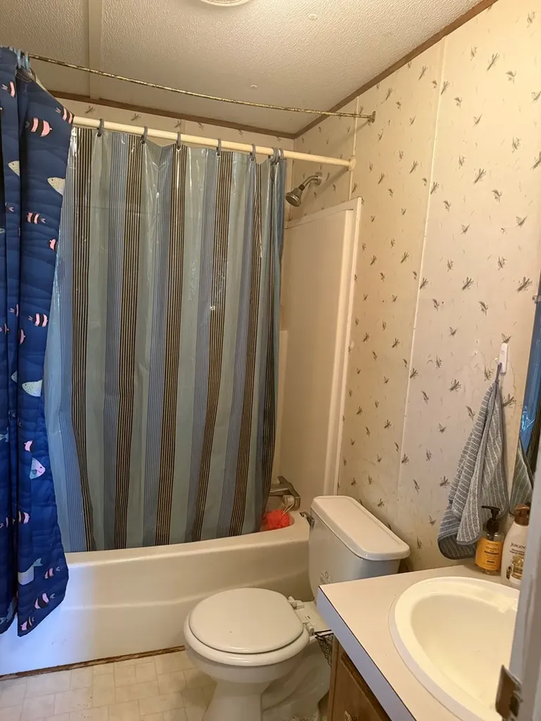 242 Lynch Lane Gainesboro TN 38562