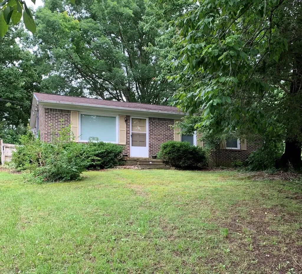 2115 Wildwood Drive Cookeville TN 38501