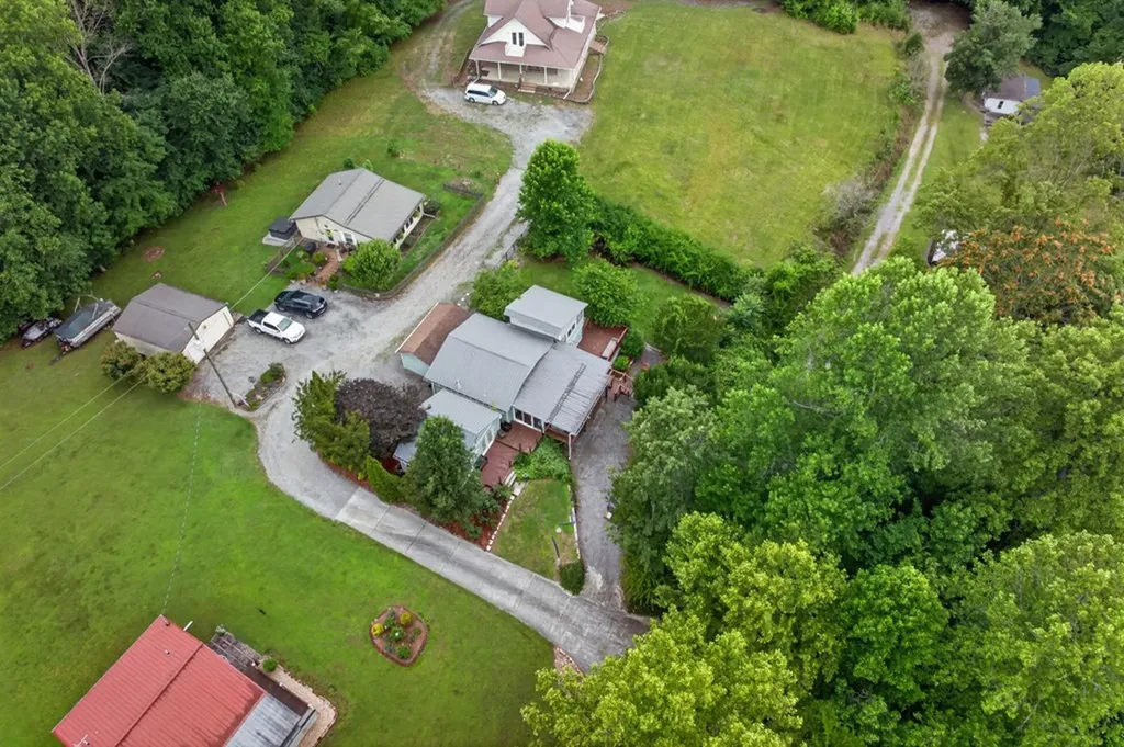 155 Mayberry Drive Smithville TN 37166