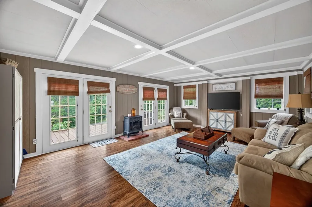 155 Mayberry Drive Smithville TN 37166