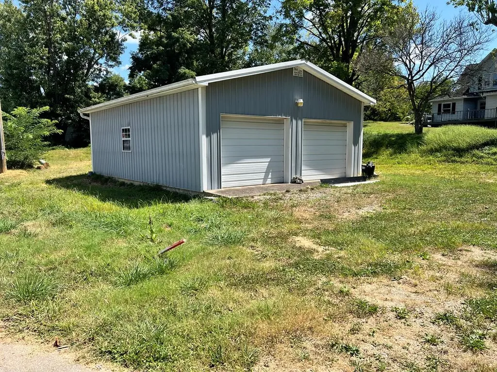 Lot 2 E Henson Street Livingston TN 38570