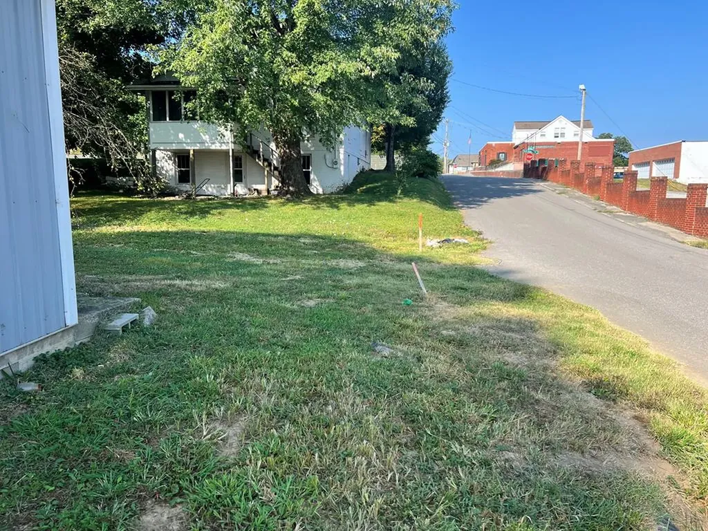 Lot 2 E Henson Street Livingston TN 38570