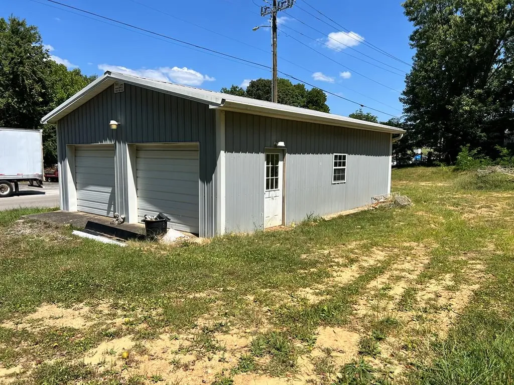 Lot 2 E Henson Street Livingston TN 38570