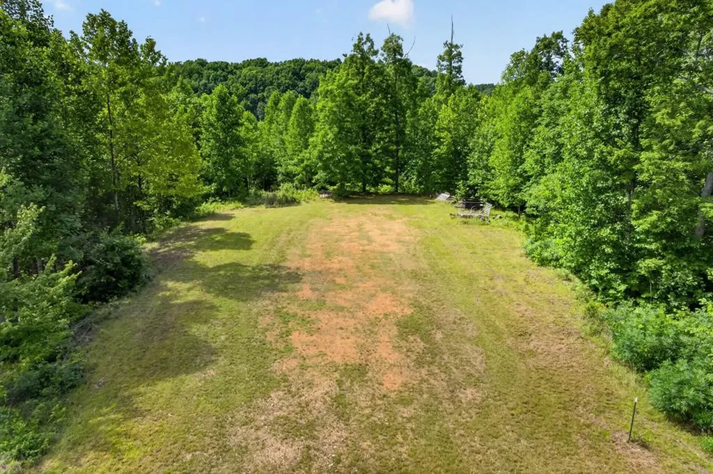 344 Runaway Lane Gainesboro TN 38562
