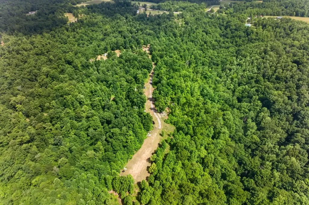 344 Runaway Lane Gainesboro TN 38562