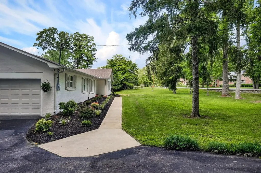 1281 Winterhill Drive Cookeville TN 38501