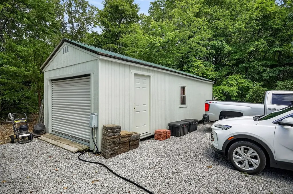 67 Woodlands Court -lots 59&60 Crossville TN 38571