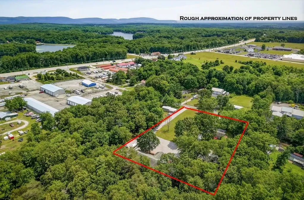 67 Woodlands Court -lots 59&60 Crossville TN 38571