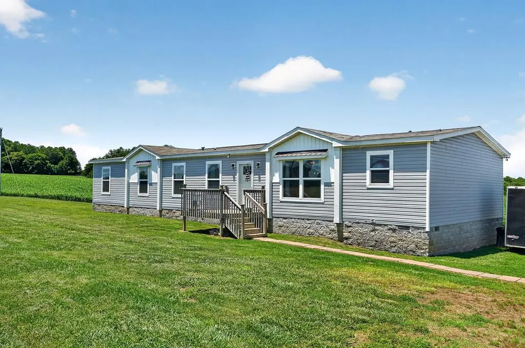 323 Lands Smith Road Monroe TN 38573