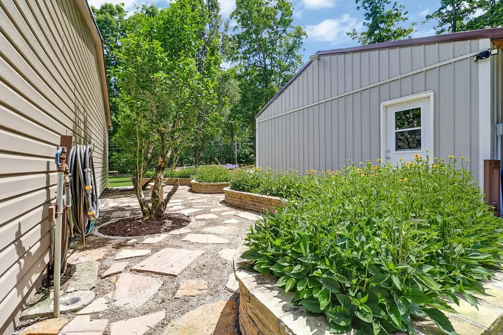 149 Vandever Lane Crossville TN 38572
