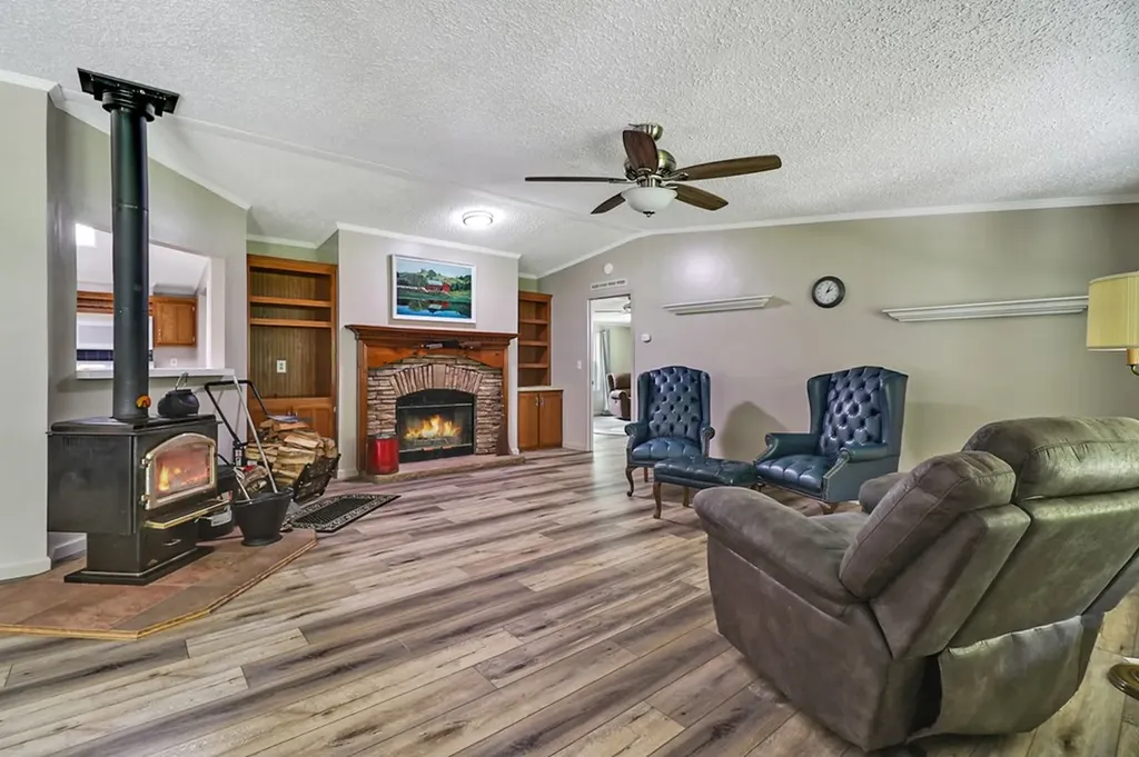 149 Vandever Lane Crossville TN 38572