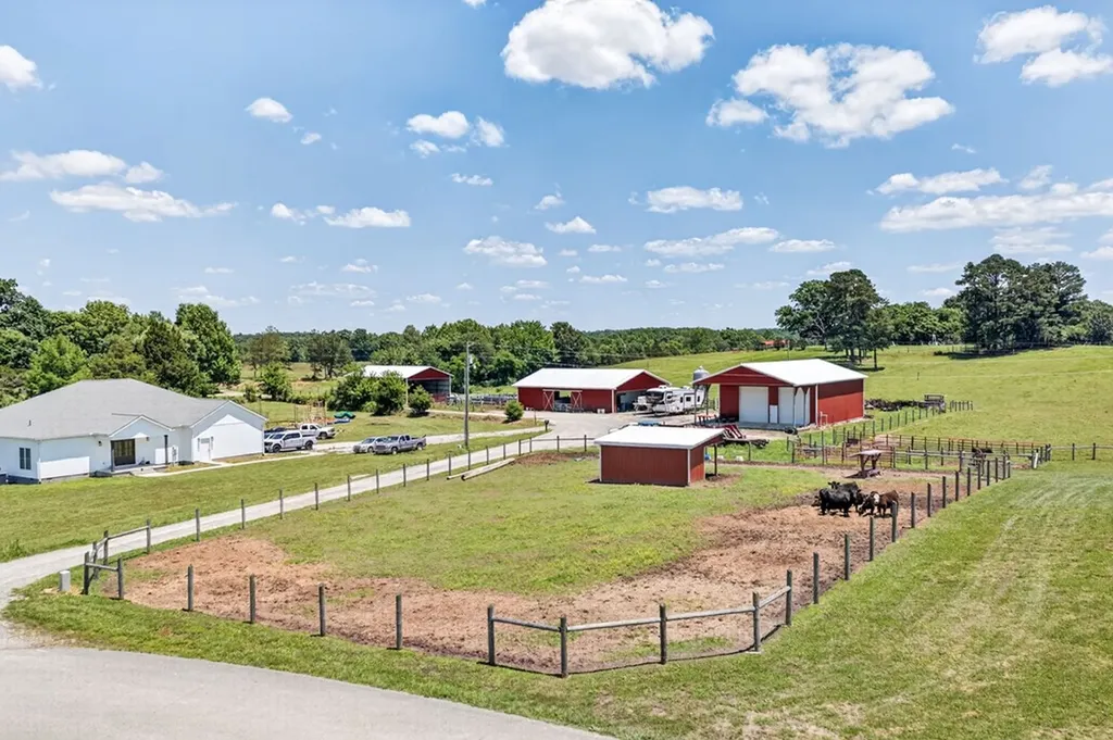 5335 Hickey Ridge Road Baxter TN 38544