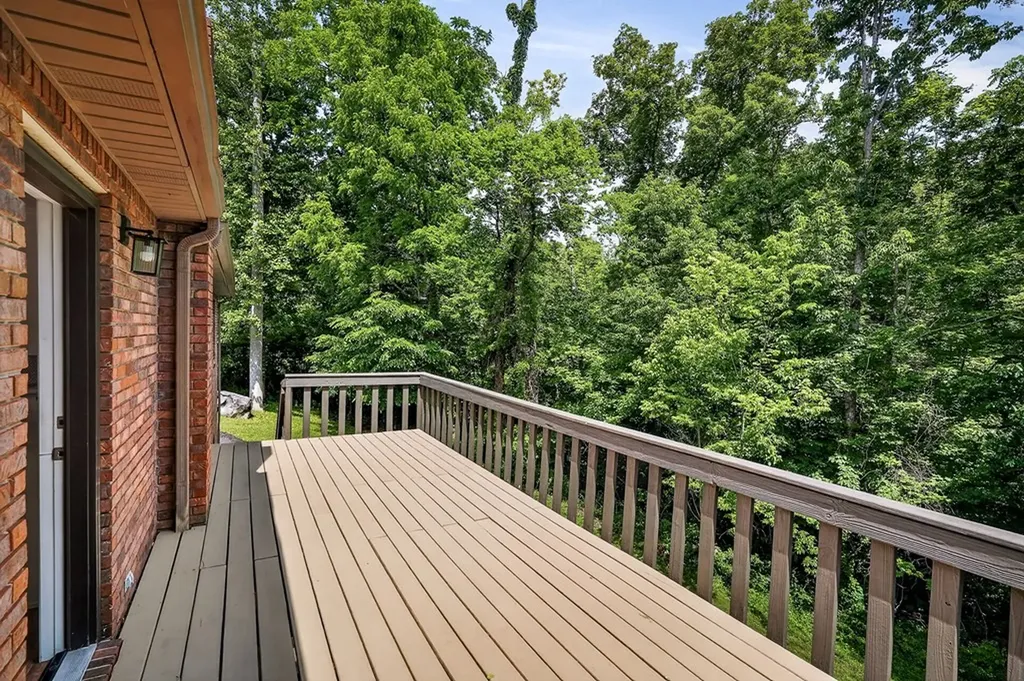 2600 Lake Valley Drive Cookeville TN 38506