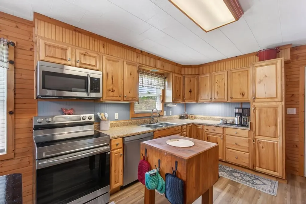 115 Oakley Road Allons TN 38541