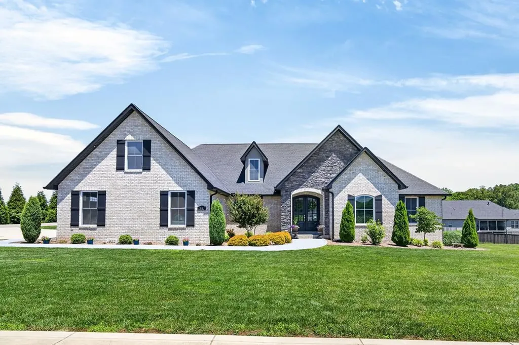 1933 Rivers Edge Drive Cookeville TN 38506