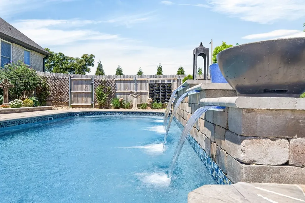 1933 Rivers Edge Drive Cookeville TN 38506