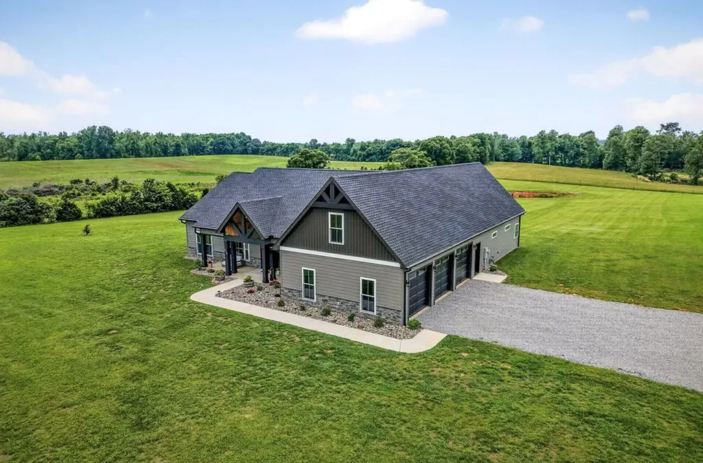 820 Jared Road Sparta TN 38583