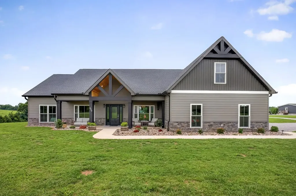 820 Jared Road Sparta TN 38583