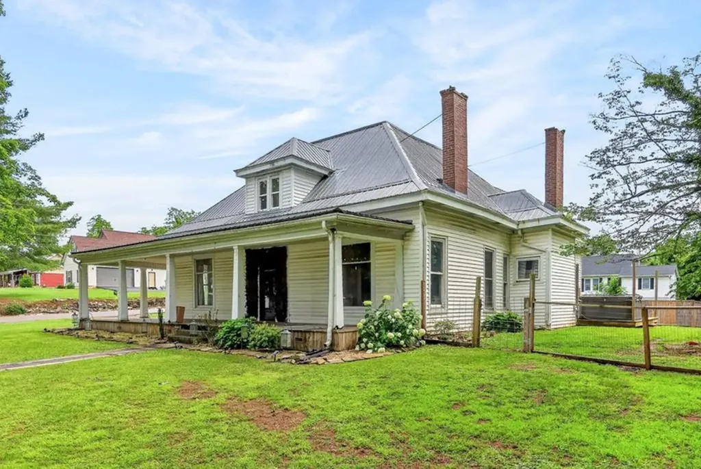 315 Gaines Street Sparta TN 38583
