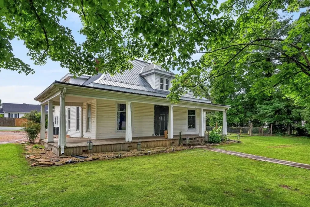 315 Gaines Street Sparta TN 38583