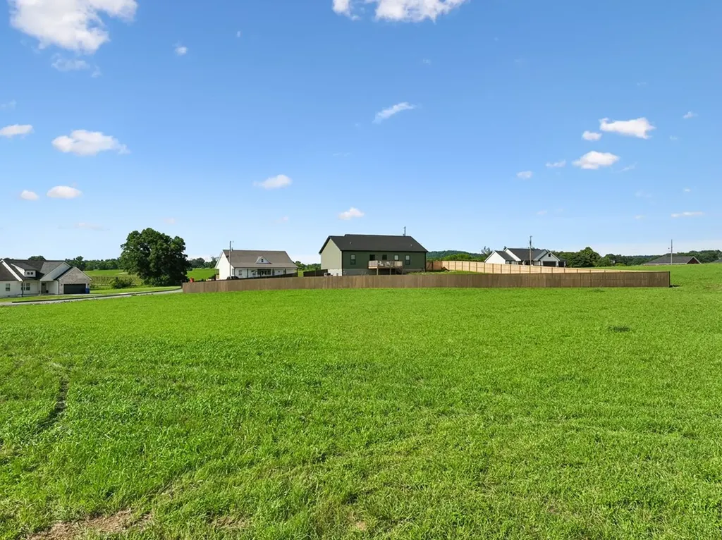 439 Harley's Ridge Sparta TN 38583