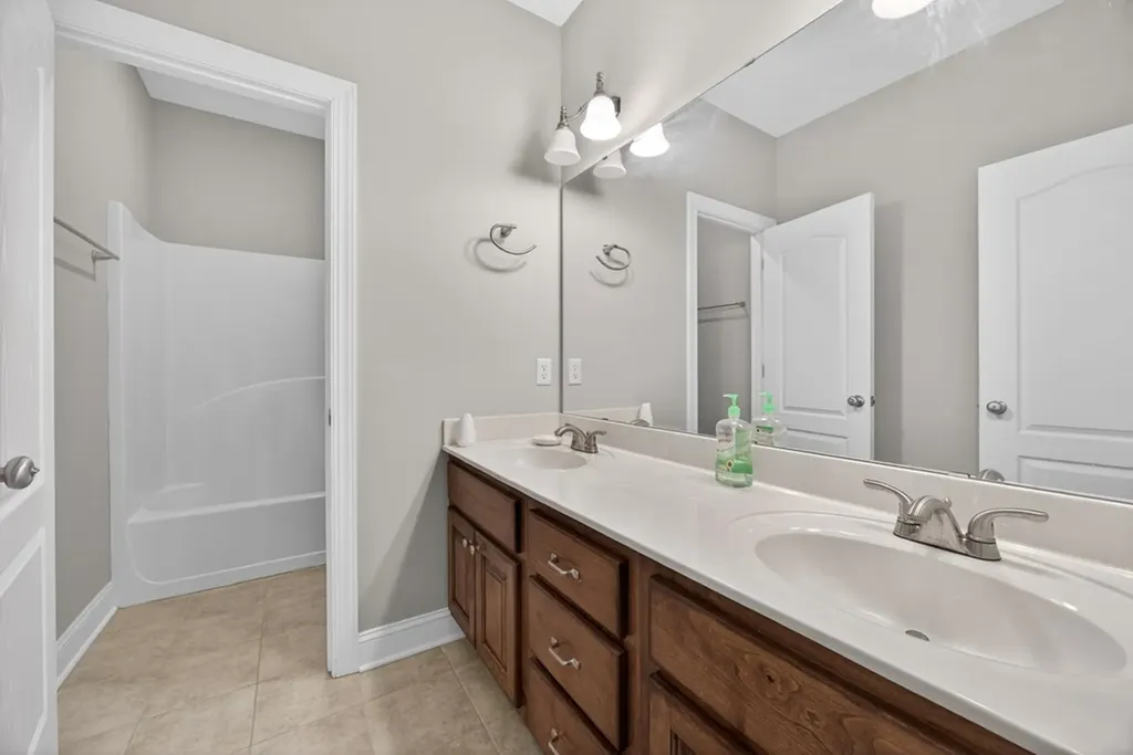 816 Windingbrook Court Cookeville TN 38506