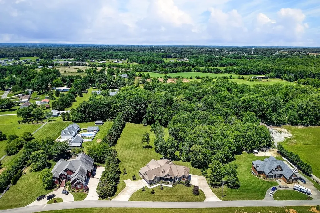 1265 Briarcrest Lane Cookeville TN 38501