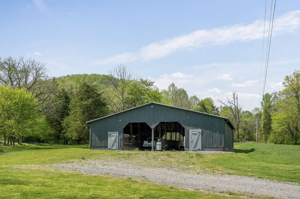 3731 Big Bottom Road Whitleyville TN 38588