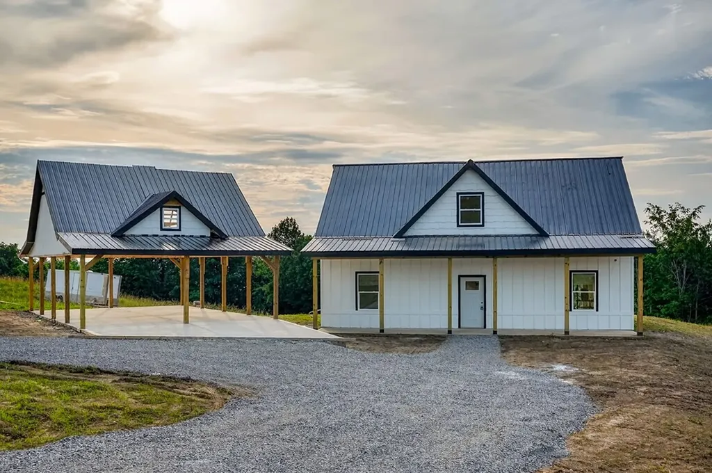 689 Amonett Circle Byrdstown TN 38549