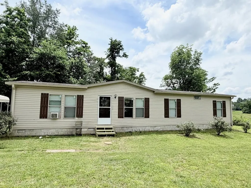 119 Powell Street Livingston TN 38570