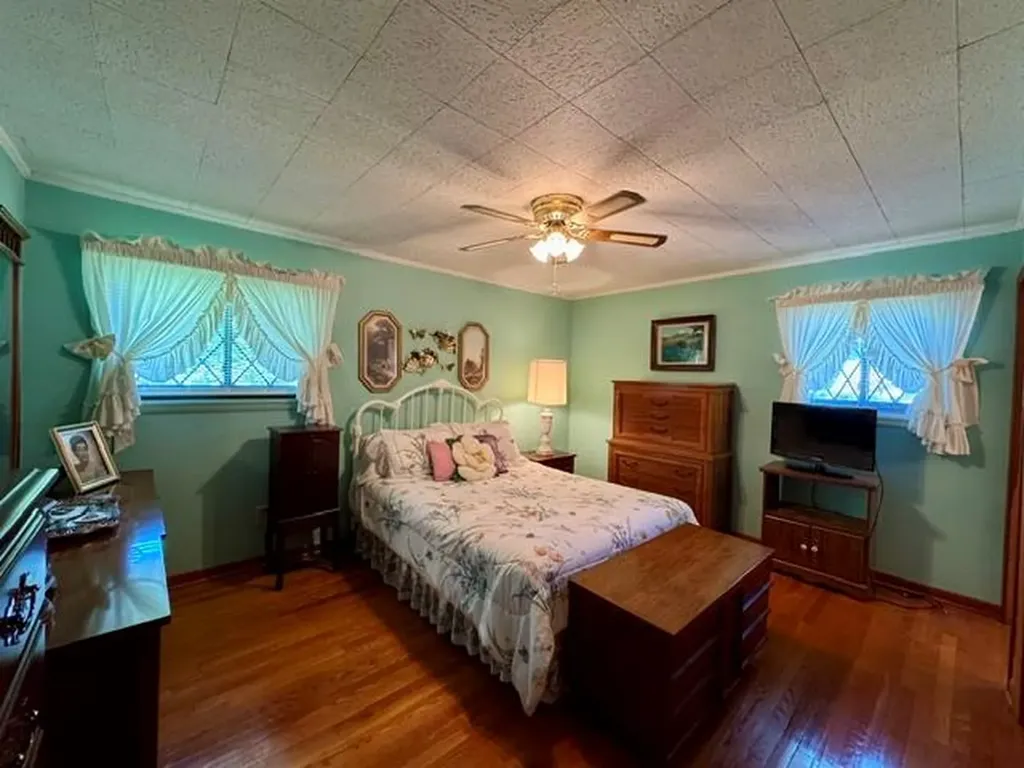 118 Myers Street Livingston TN 38570