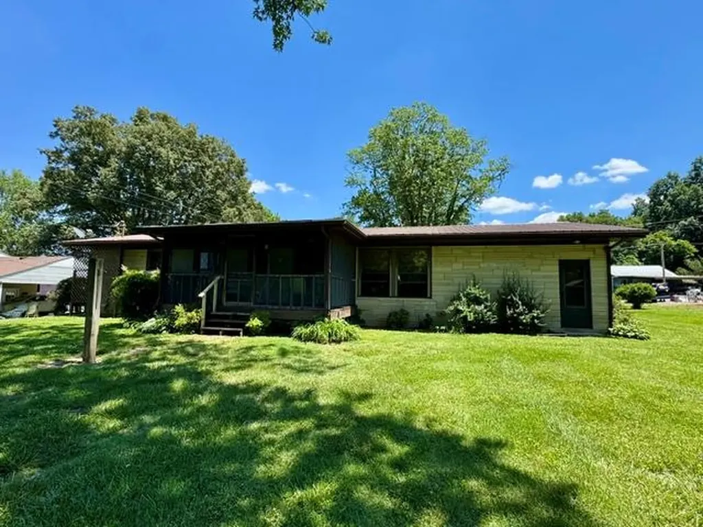 118 Myers Street Livingston TN 38570