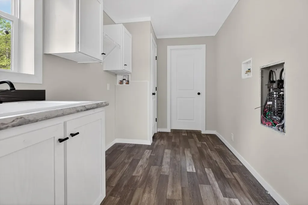 1090 Bill Black Road Jamestown TN 38556