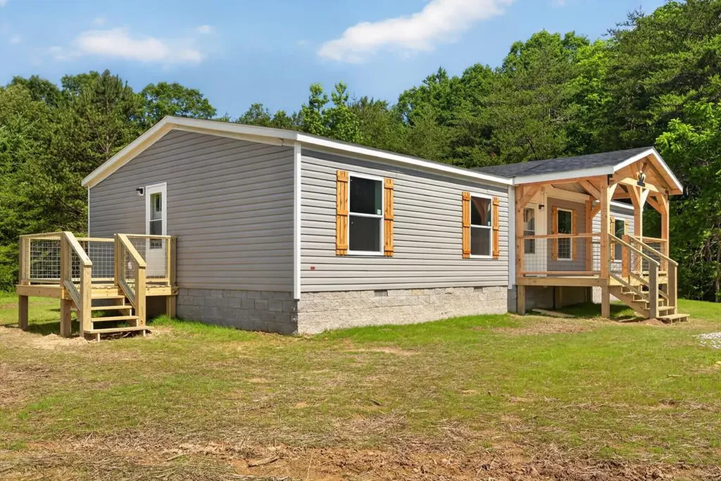1090 Bill Black Road Jamestown TN 38556