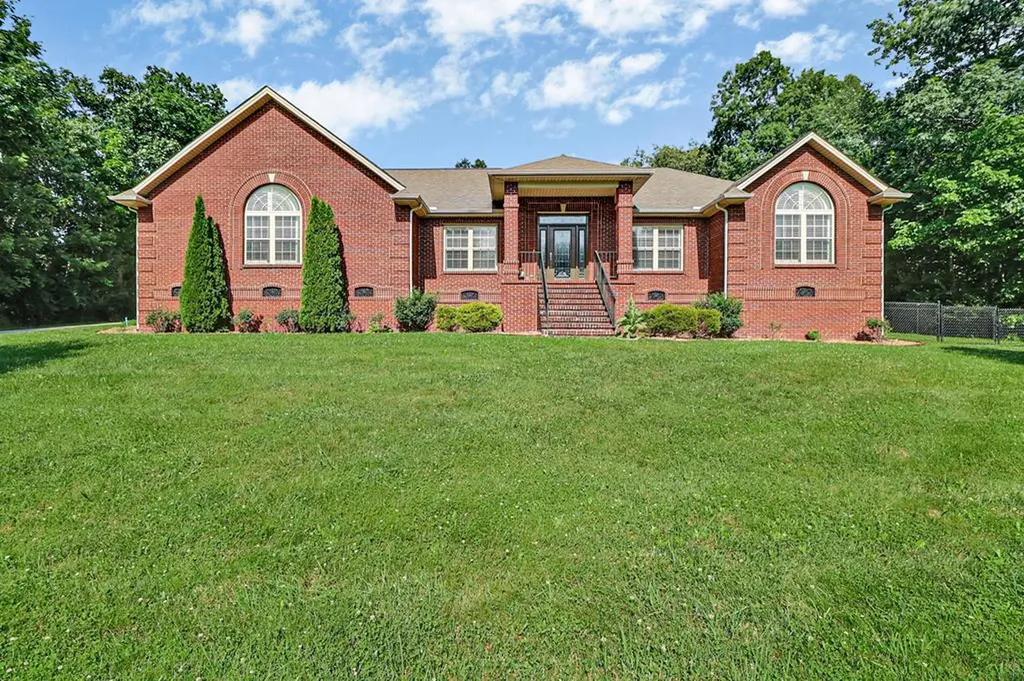 1401 Holiday Drive Crossville TN 38555