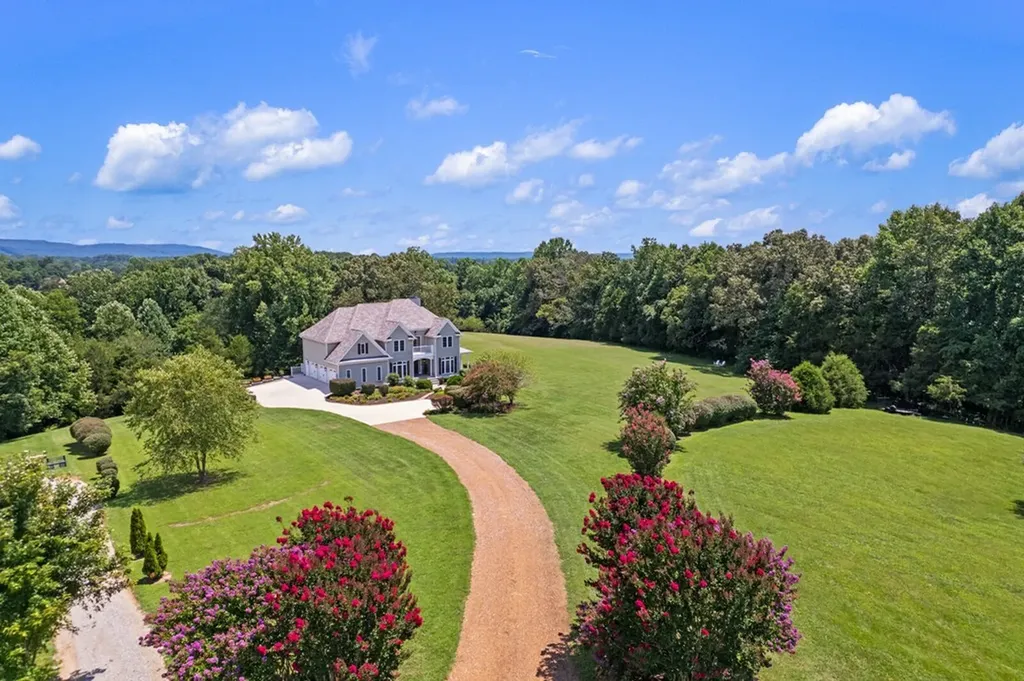 5565 Keller Road Cookeville TN 38506