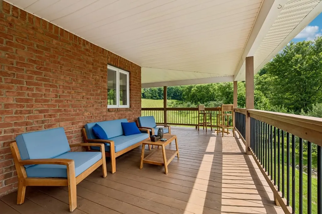 574 Hayes Ridge Road Lancaster TN 38569
