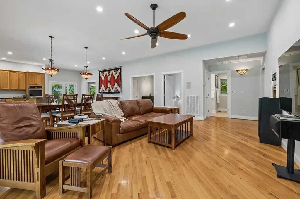 574 Hayes Ridge Road Lancaster TN 38569