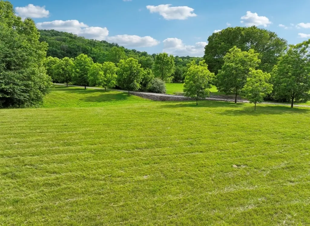 574 Hayes Ridge Road Lancaster TN 38569