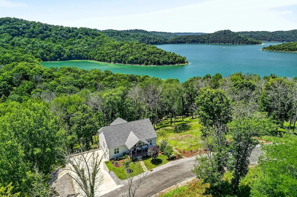 193 Wilson Circle Smithville TN 37166