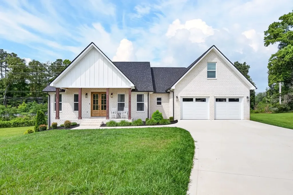 1379 Buckingham Place Cookeville TN 38501-0734