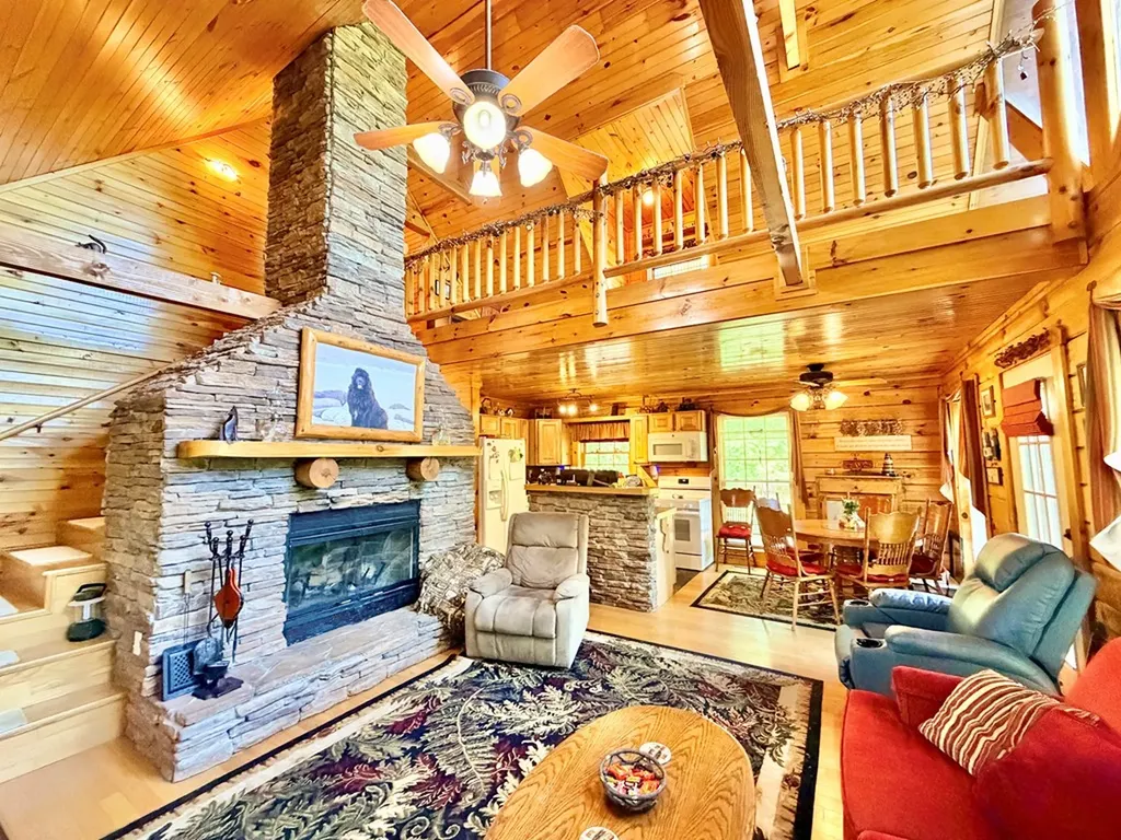 1101 Cooper Drive Alpine TN 38543