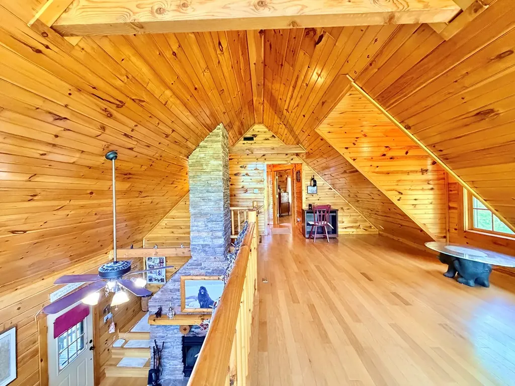 1101 Cooper Drive Alpine TN 38543