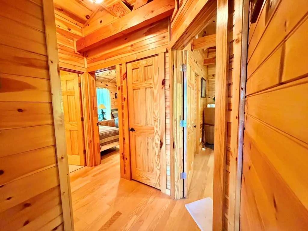 1101 Cooper Drive Alpine TN 38543