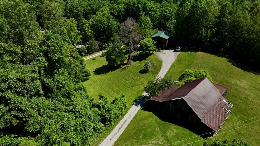 1101 Cooper Drive Alpine TN 38543