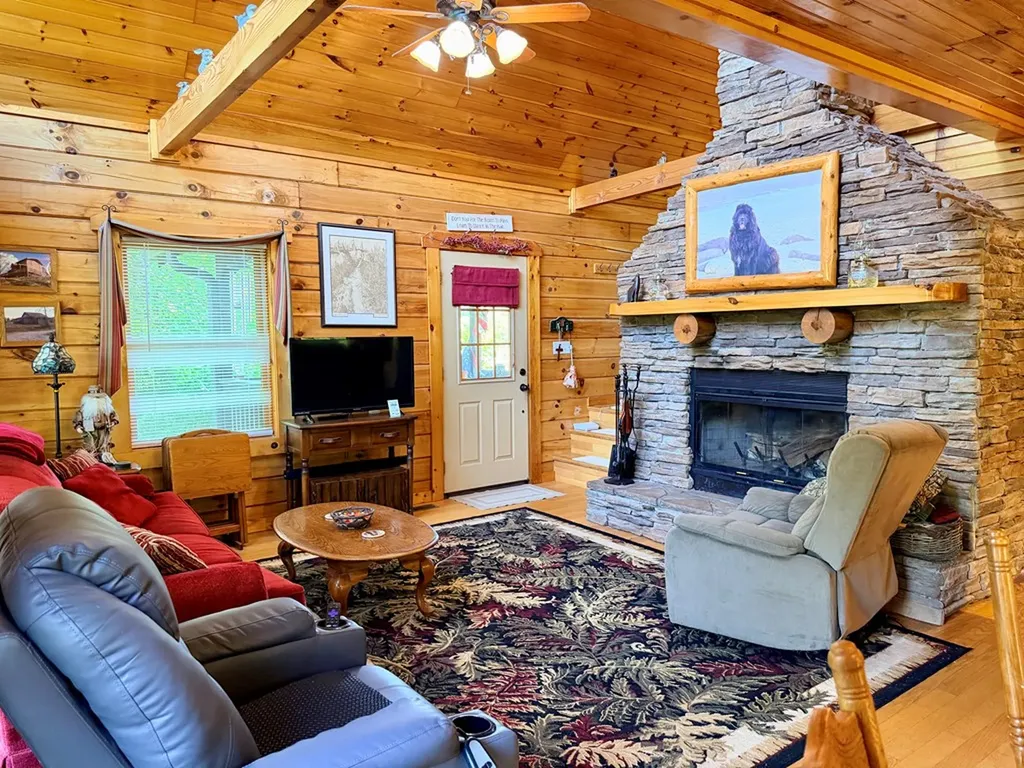 1101 Cooper Drive Alpine TN 38543