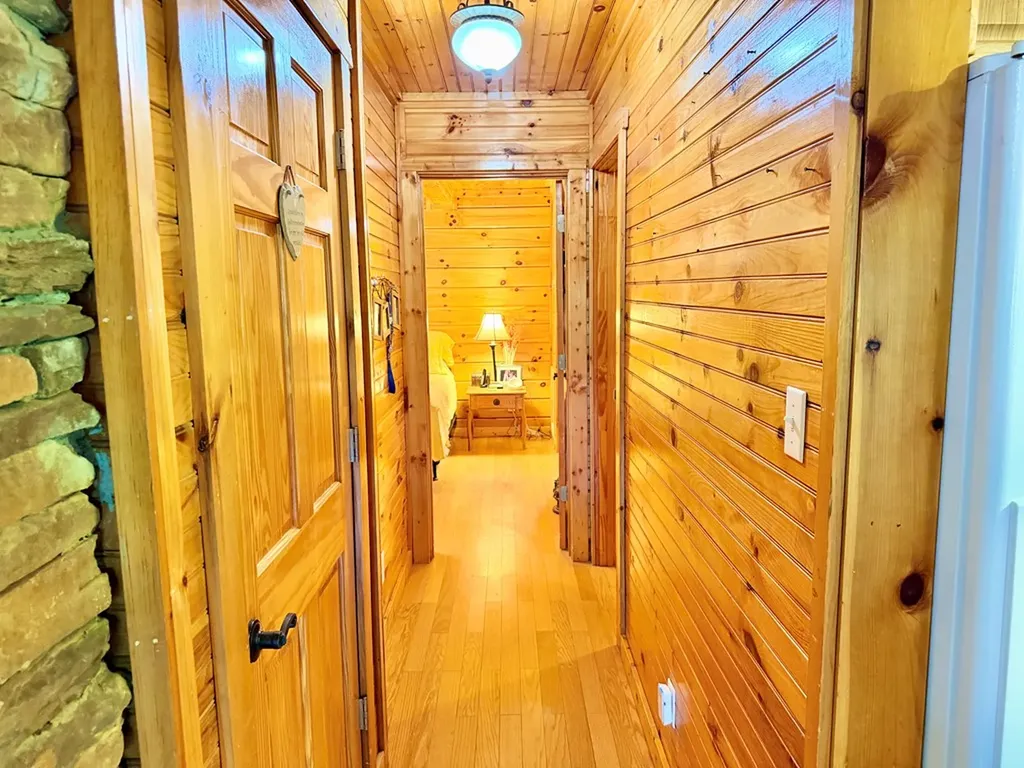 1101 Cooper Drive Alpine TN 38543