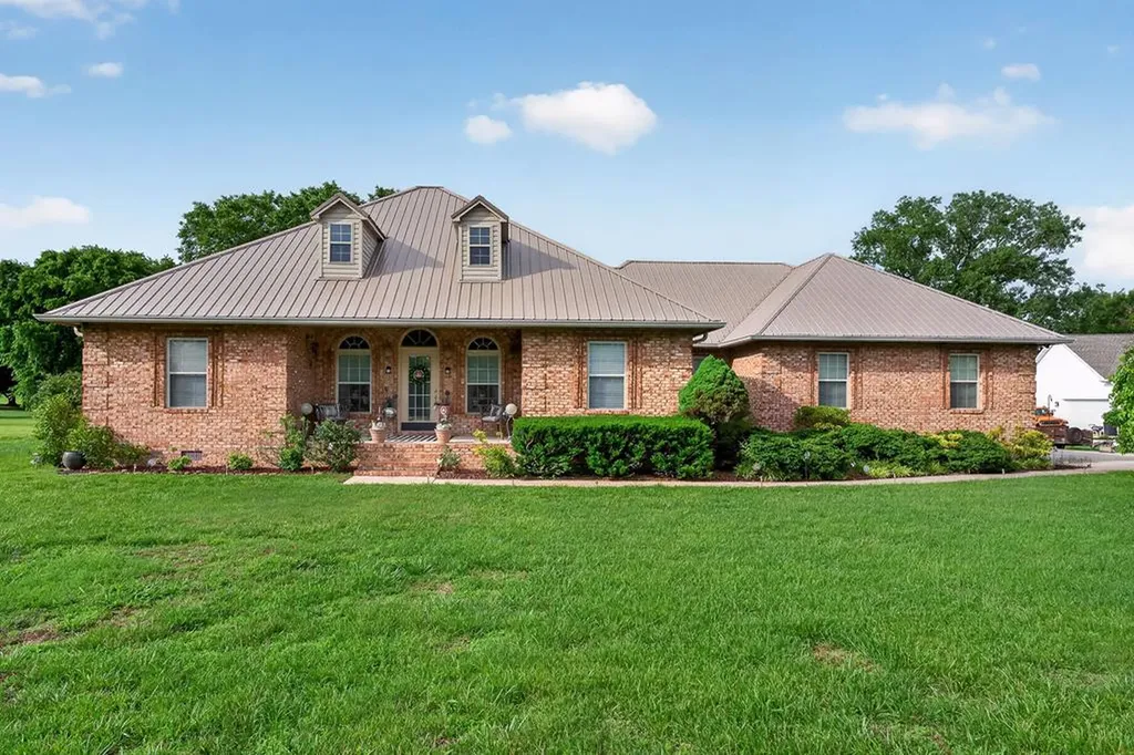 271 Hearthstone Drive Sparta TN 38583
